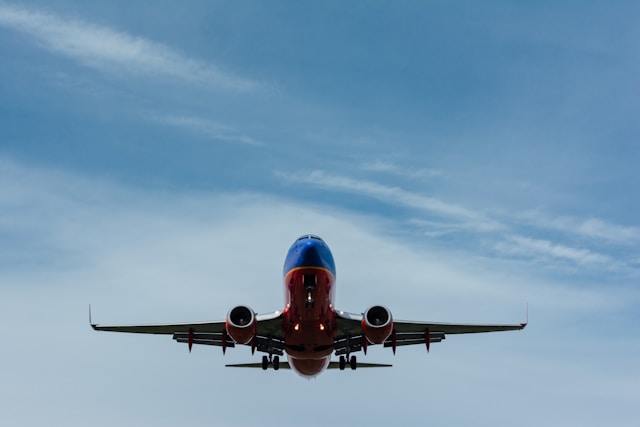 Helicopter vs. Fixed-Wing: Which Path Should You Choose?